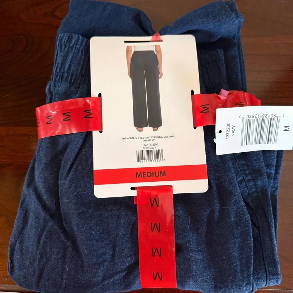 NWT  Briggs Navy Blue Pants - Medium - Picture 2 of 3
